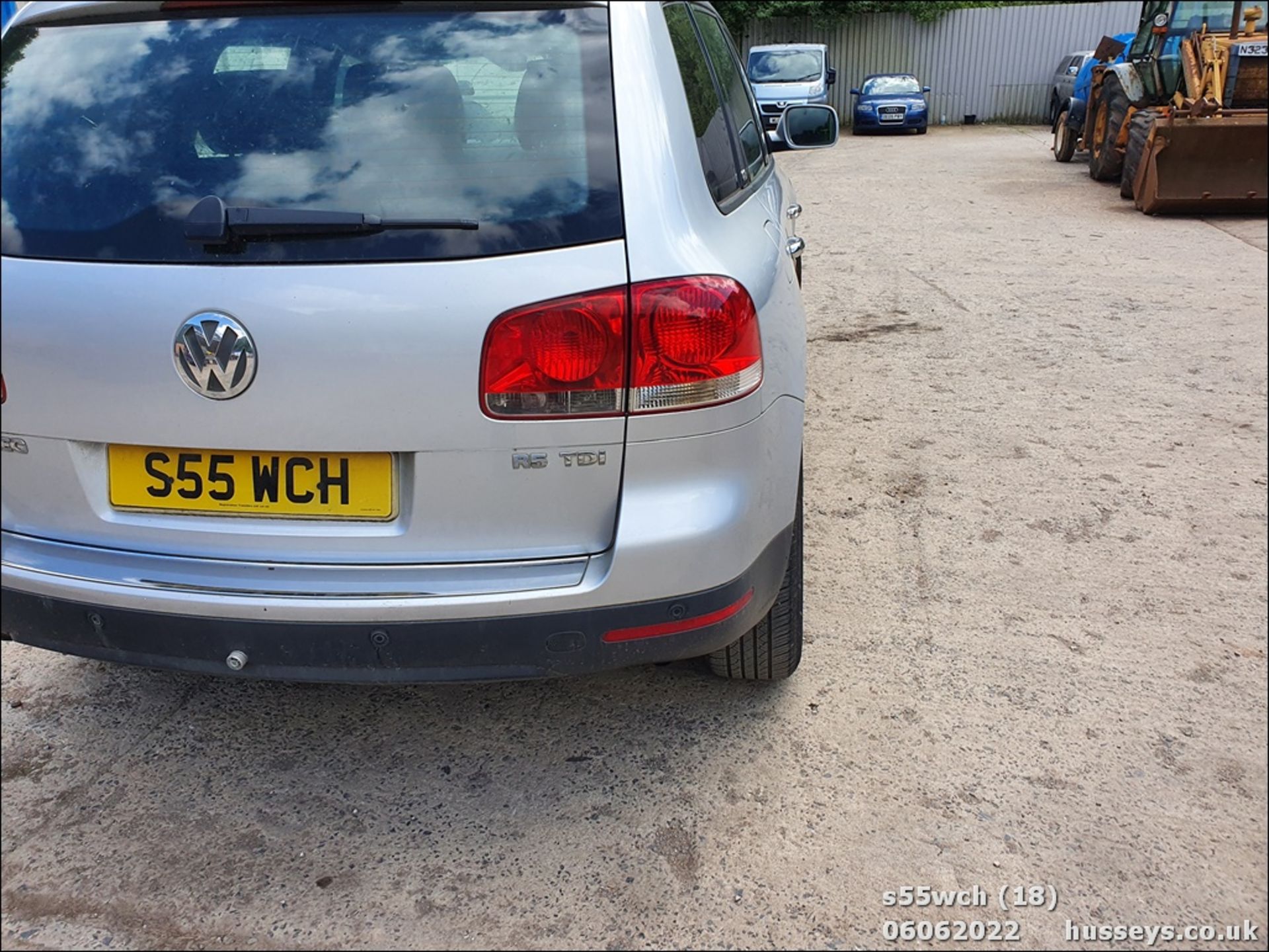 2003 VOLKSWAGEN TOUAREG TDI - 2461cc 5dr Estate (Silver, 115k) - Image 18 of 42