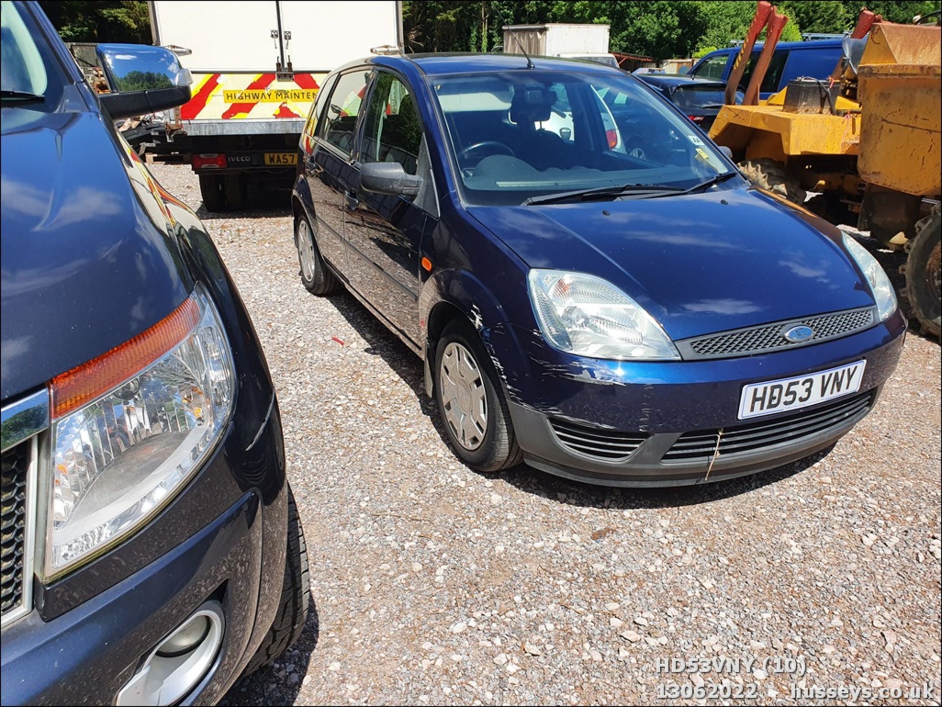 04/53 FORD FIESTA LX - 1388cc 5dr Hatchback (Blue, 56k) - Image 10 of 28