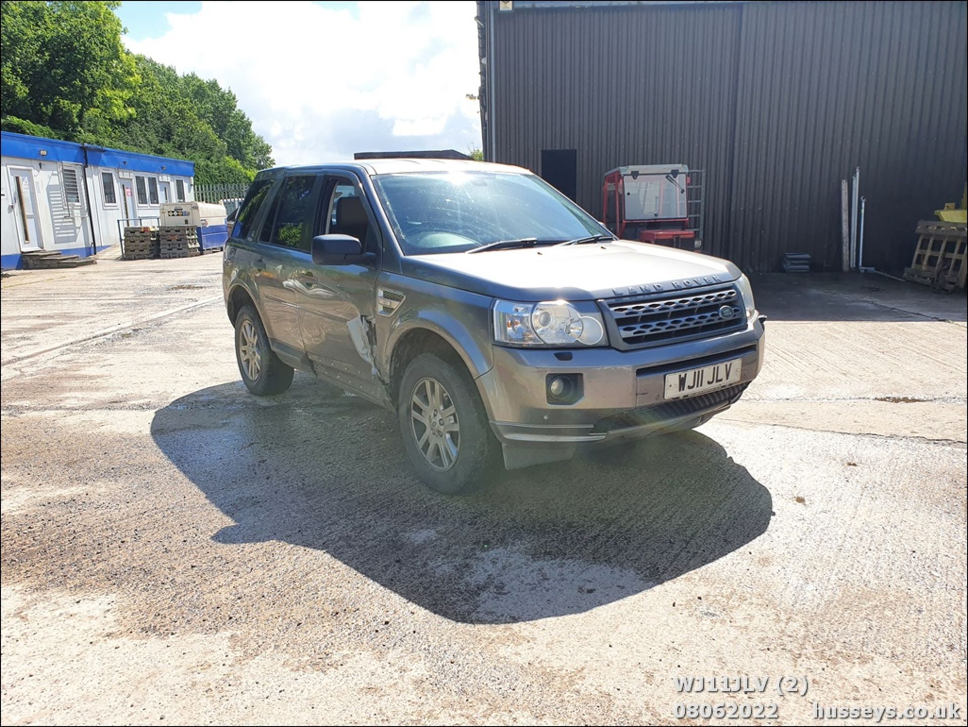 11/11 LAND ROVER FREELANDER XS TD4 - 2179cc 5dr Estate (Grey, 147k) - Image 3 of 47