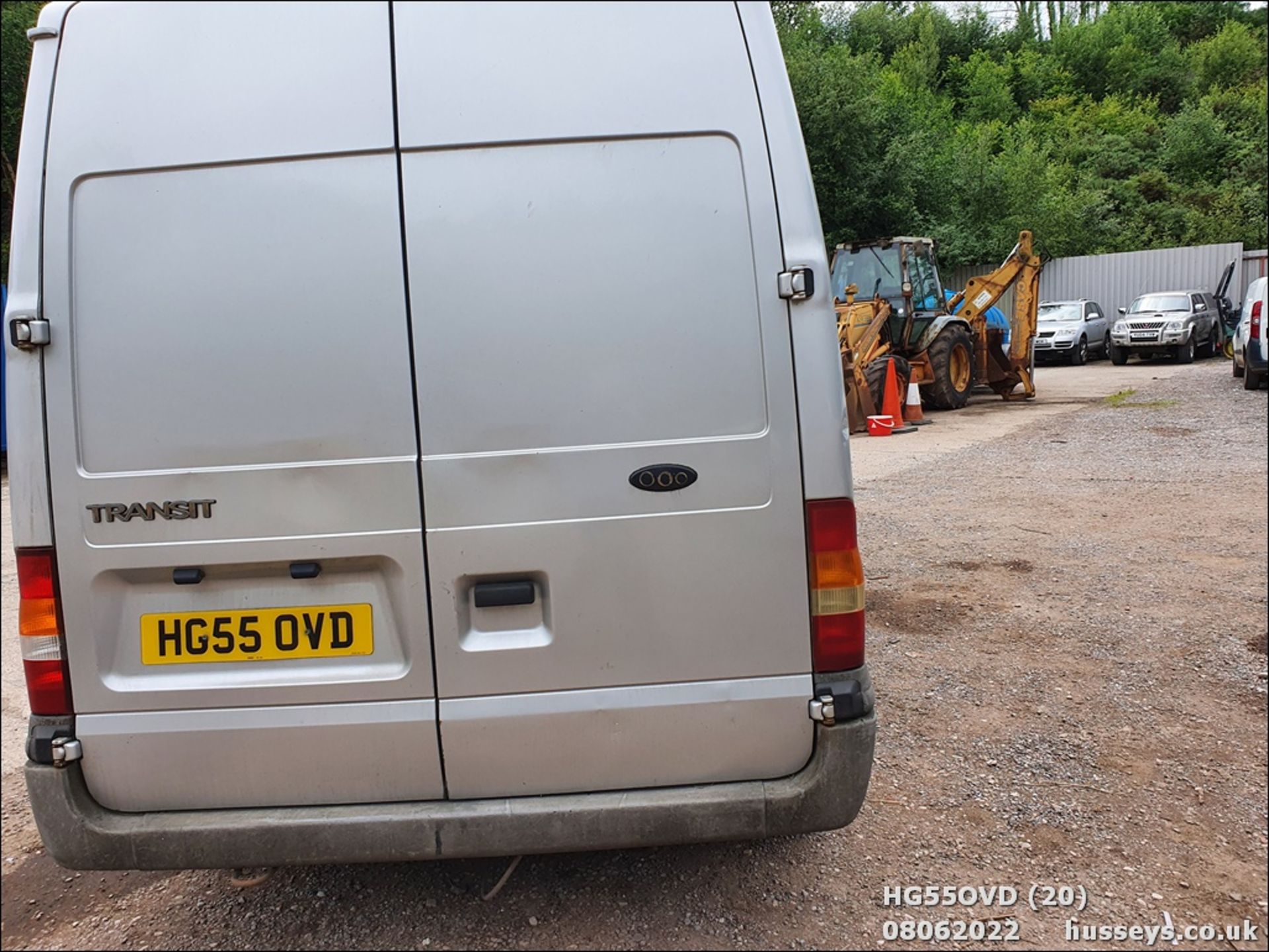 05/55 FORD TRANSIT 280 MWB - 1998cc 2dr Van (Silver) - Image 20 of 34