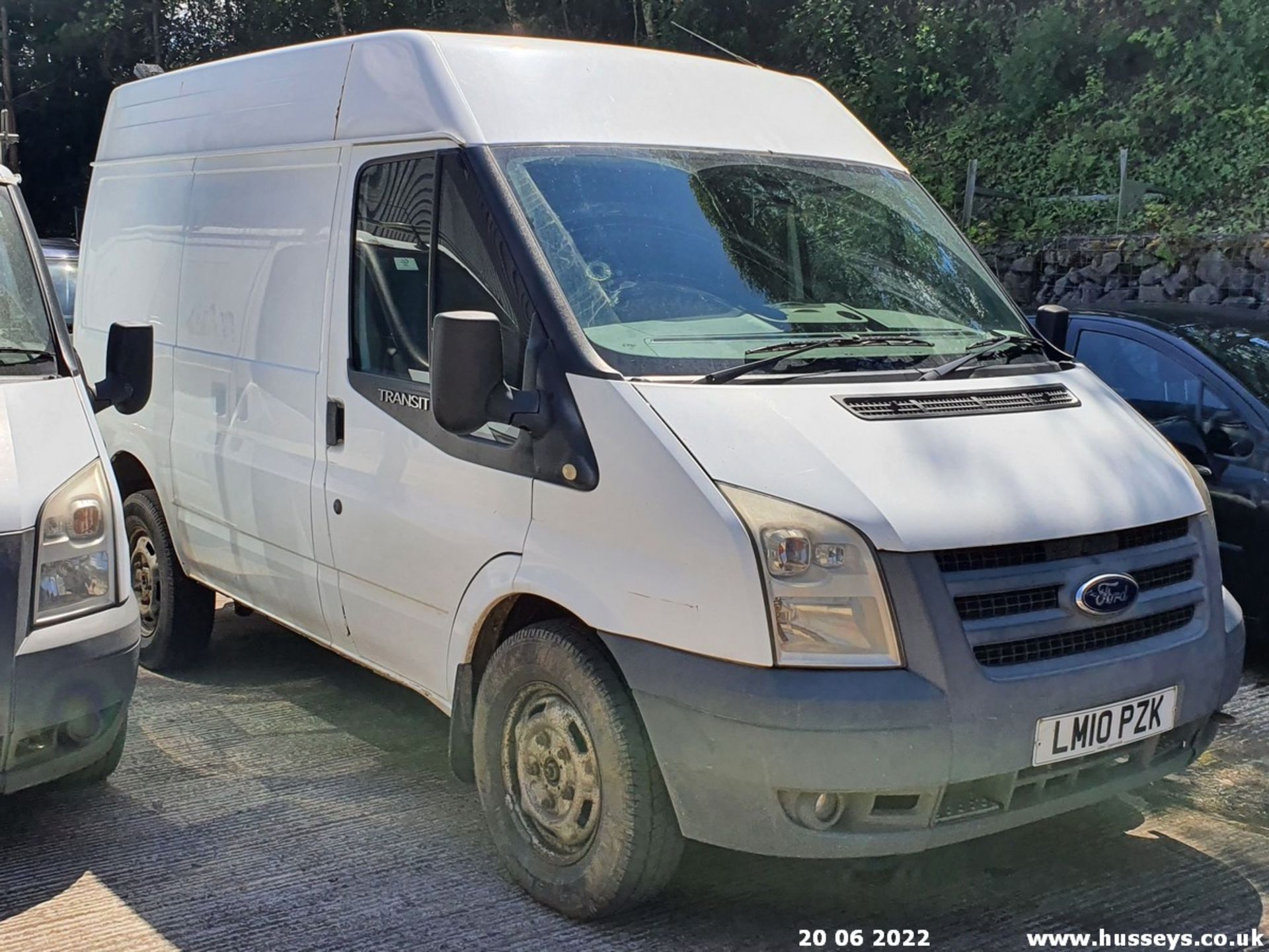 10/10 FORD TRANSIT 140 T330S RWD - 2402cc 5dr Van (White, 160k)