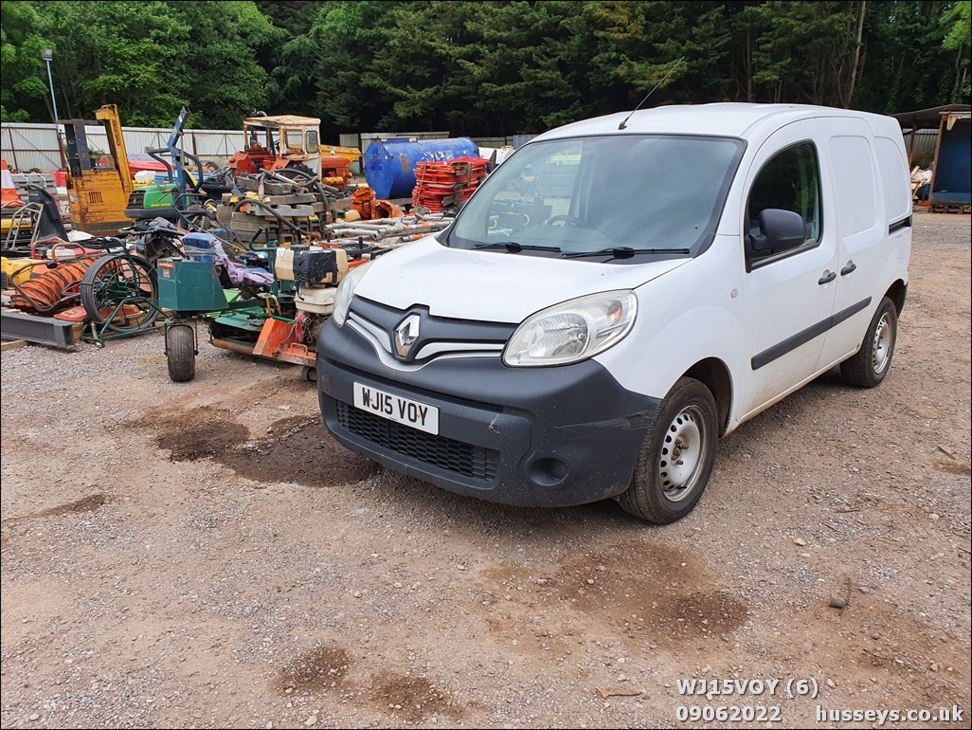 15/15 RENAULT KANGOO ML19 DCI - 1461cc 5dr Van (White) - Image 6 of 36