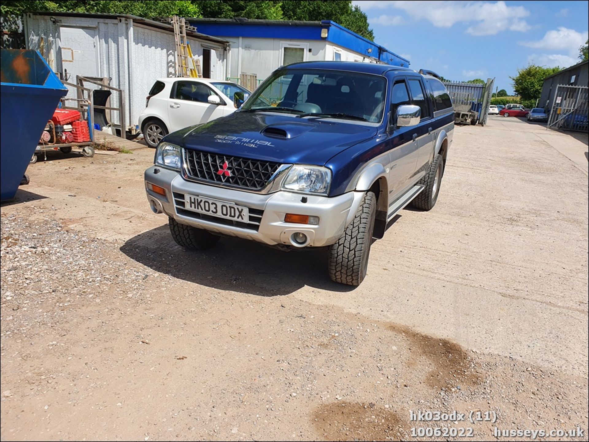 03/03 MITSUBISHI L200 ANIMAL LWB 4WD - 2477cc 2dr 4x4 (Blue/silver, 91k) - Image 11 of 29