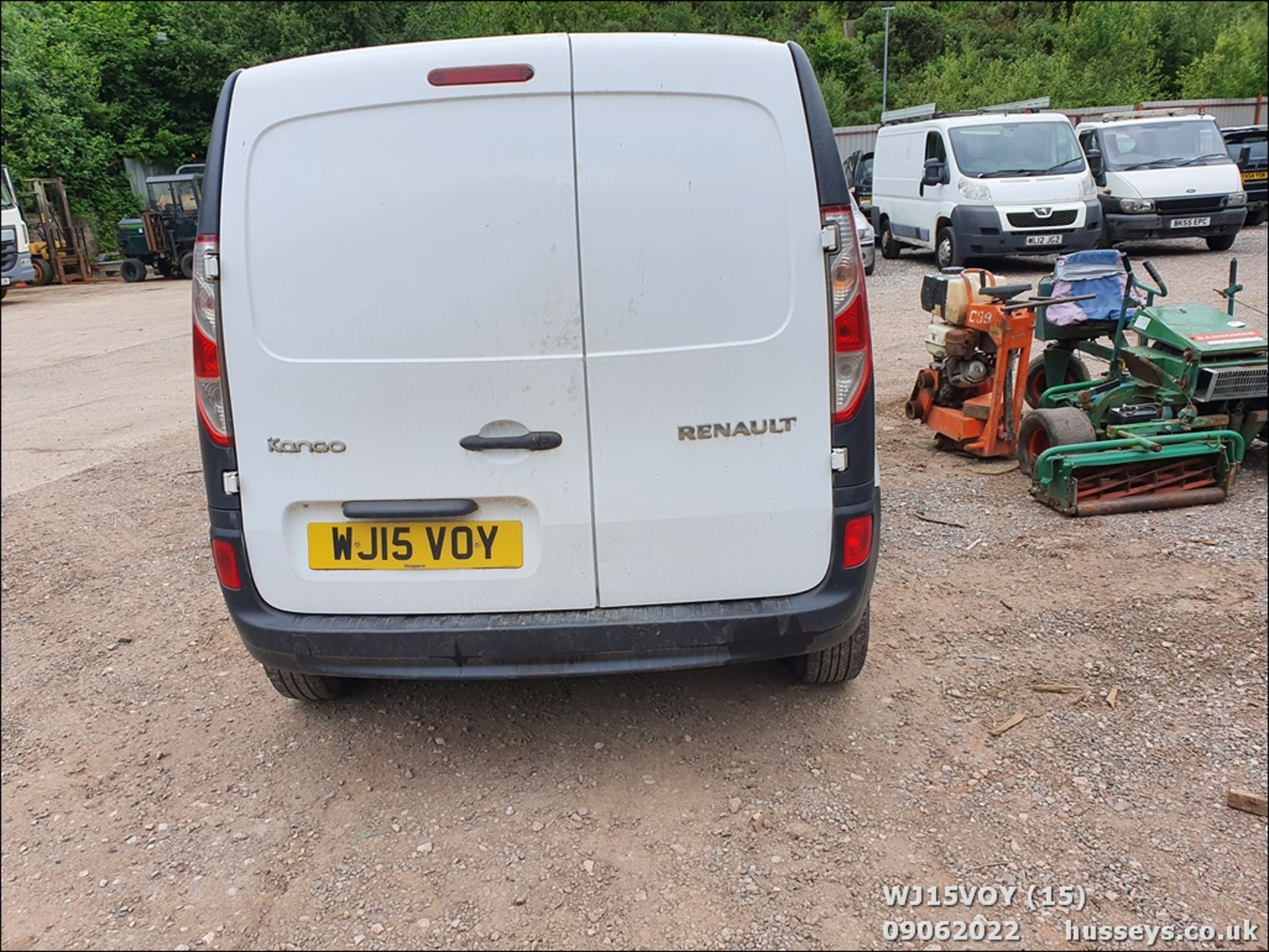 15/15 RENAULT KANGOO ML19 DCI - 1461cc 5dr Van (White) - Image 15 of 36