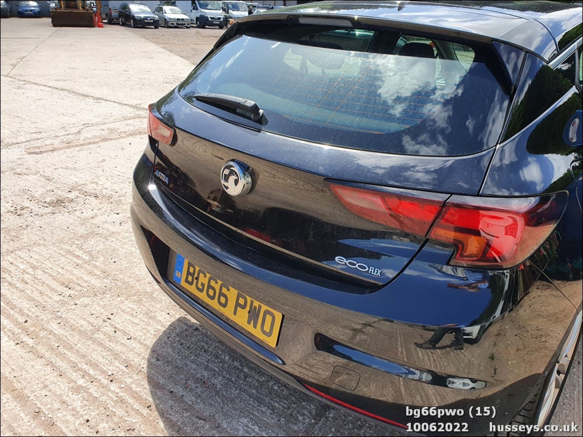 16/66 VAUXHALL ASTRA TECH LINE CDTI EFLE - 1598cc 5dr Hatchback (Black, 96k) - Image 15 of 29