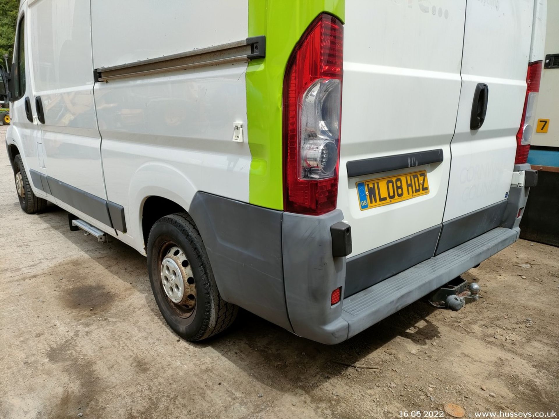 08/08 PEUGEOT BOXER 333 MWB - 2198cc 5dr Van (White, 42k) - Image 8 of 21