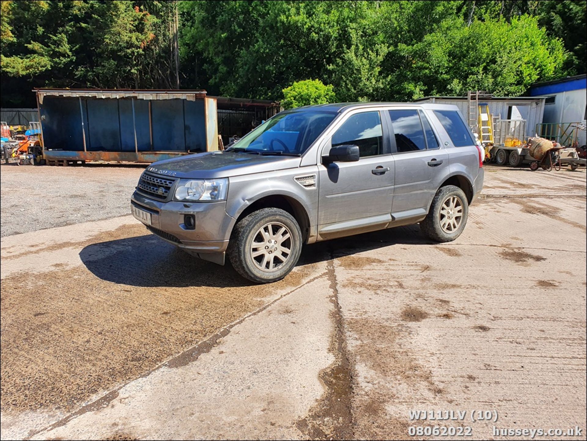 11/11 LAND ROVER FREELANDER XS TD4 - 2179cc 5dr Estate (Grey, 147k) - Image 10 of 47