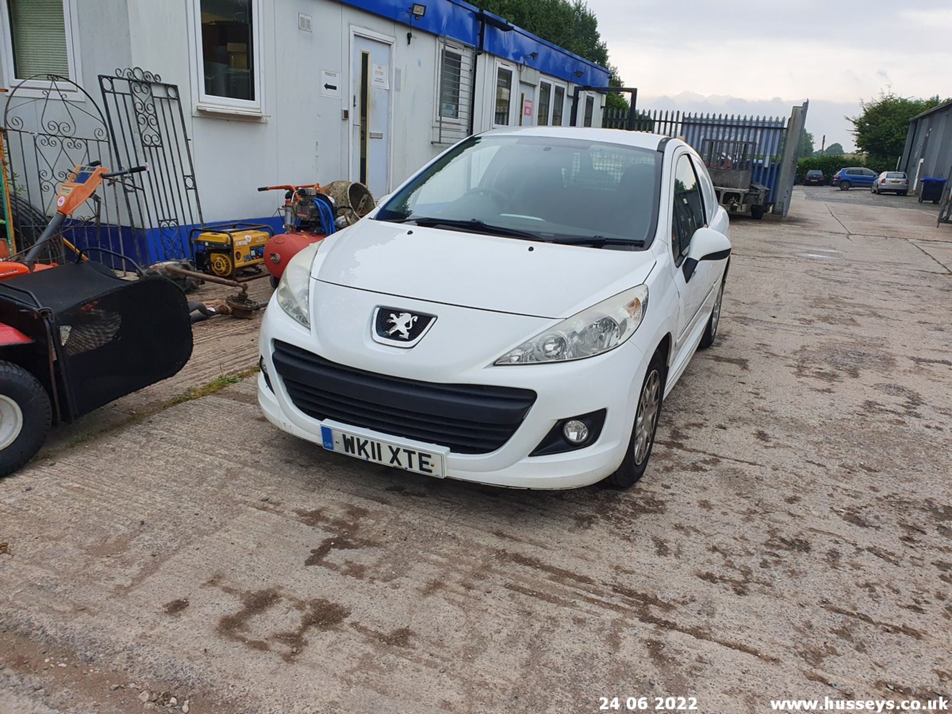 11/11 PEUGEOT 207 HDI - 1398cc 3dr Van (White, 61k) - Image 3 of 21