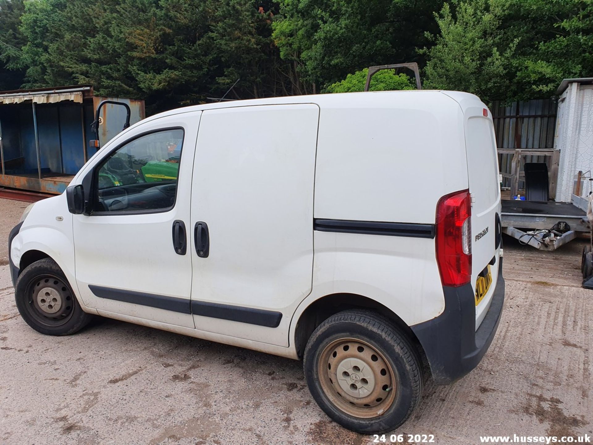 11/11 PEUGEOT BIPPER S HDI - 1399cc 5dr Van (White, 79k) - Image 10 of 37