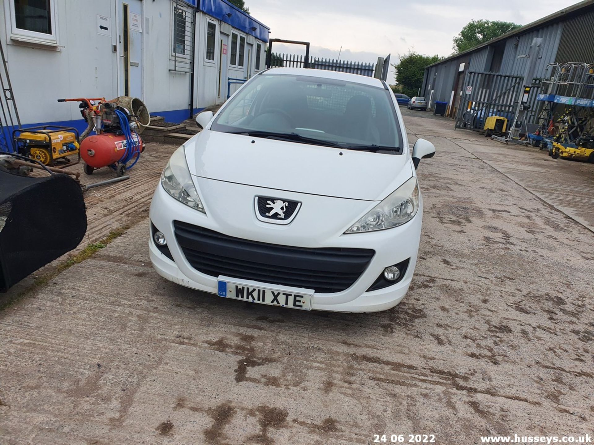 11/11 PEUGEOT 207 HDI - 1398cc 3dr Van (White, 61k) - Image 4 of 21