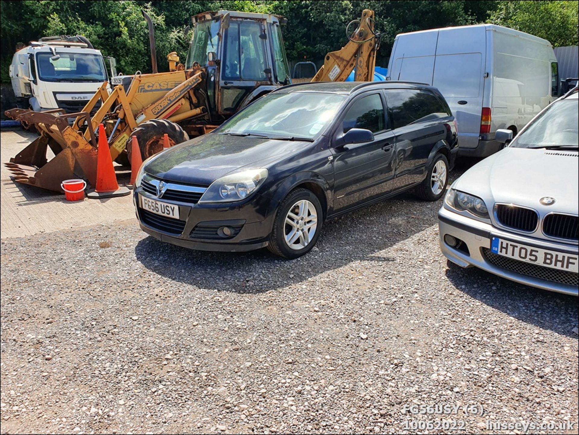 07/56 VAUXHALL ASTRA SPORTIVE CDTI - 1910cc 2dr Van (Black, 134k) - Image 6 of 20