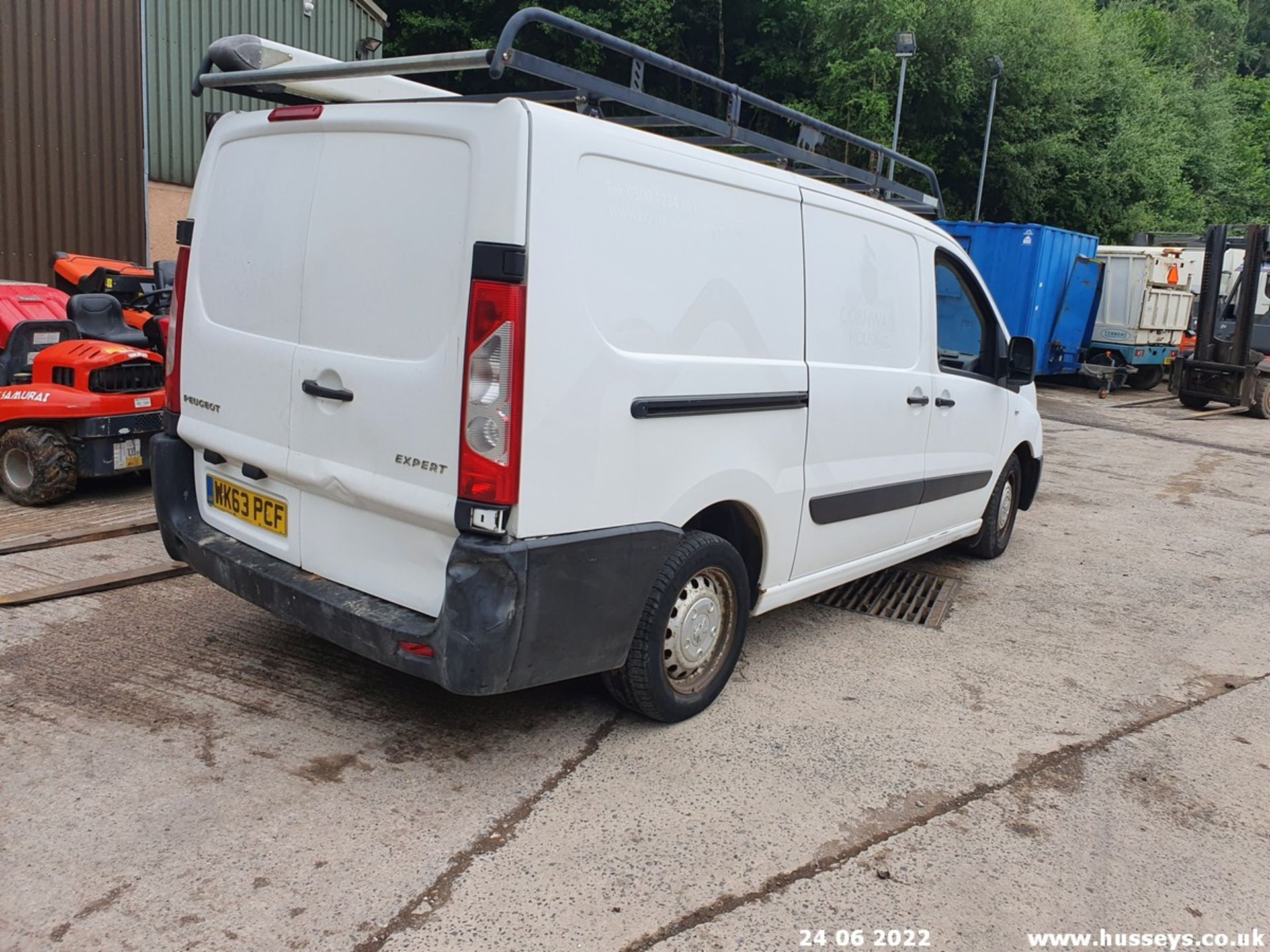 13/63 PEUGEOT EXPERT 1200 L2H1 HDI - 1997cc 6dr Van (White, 141k) - Image 10 of 32