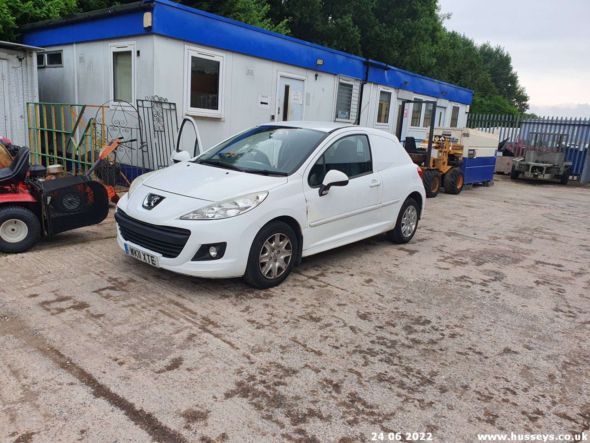 11/11 PEUGEOT 207 HDI - 1398cc 3dr Van (White, 61k) - Image 21 of 21