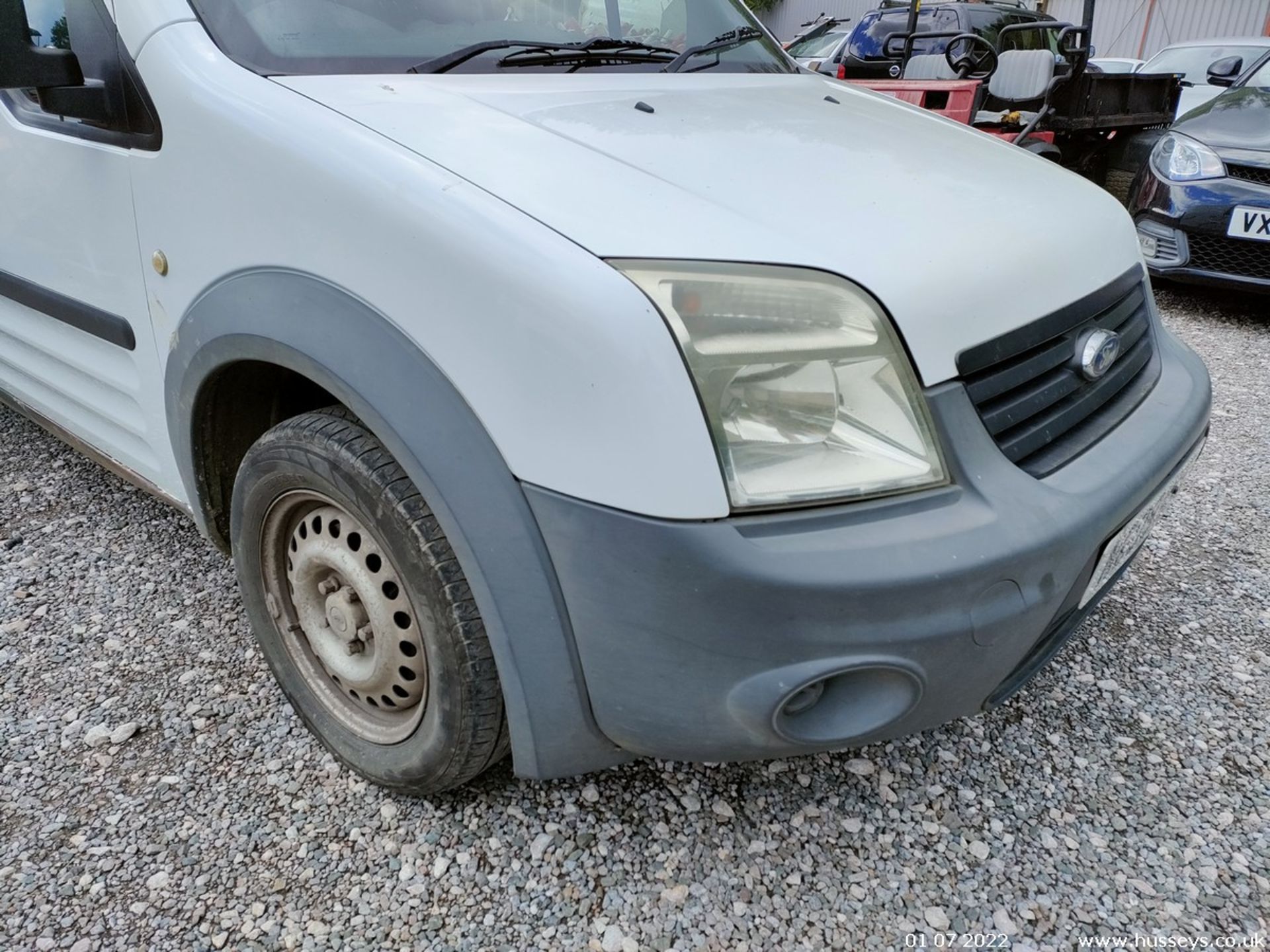 09/09 FORD TRANSIT CONNECT 90 T220 D/C - 1753cc 6dr Van (White) - Image 2 of 25