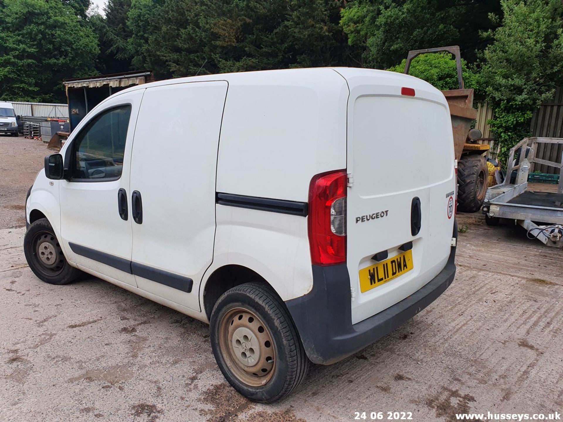 11/11 PEUGEOT BIPPER S HDI - 1399cc 5dr Van (White, 79k) - Image 11 of 37