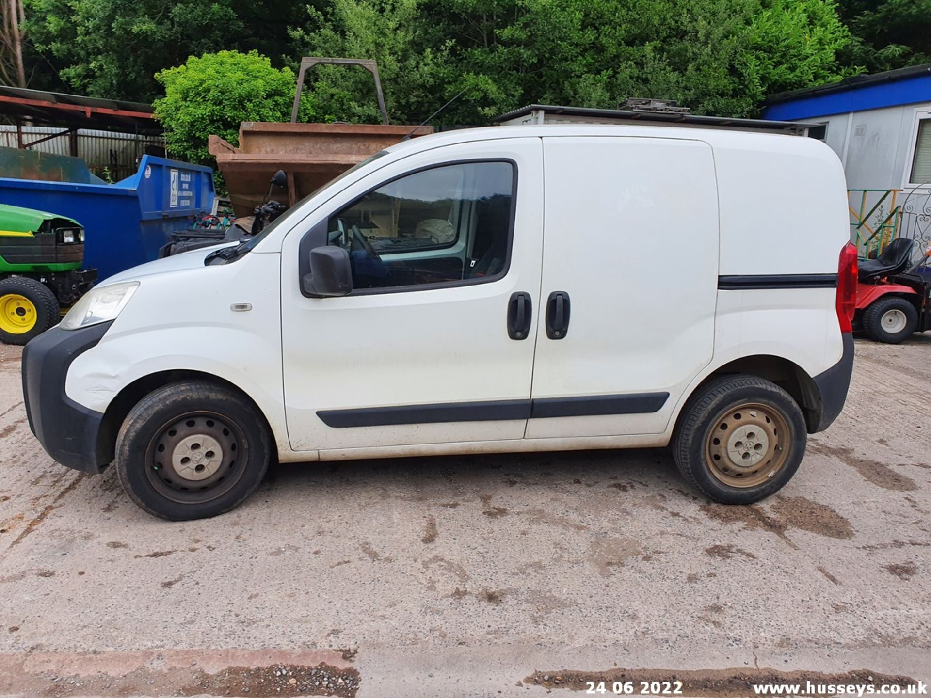 11/11 PEUGEOT BIPPER S HDI - 1399cc 5dr Van (White, 79k) - Image 7 of 37