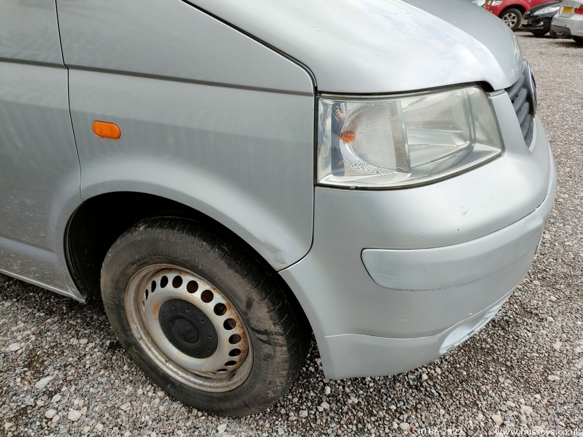 07/07 VOLKSWAGEN TRANSPORTER T28 102 TDI SWB - 1896cc Van (Silver) - Image 18 of 34