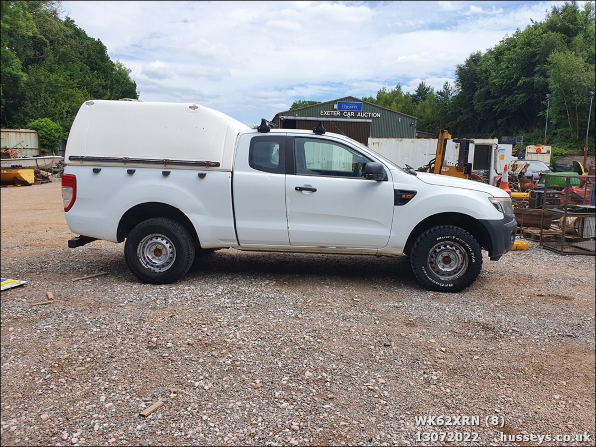 12/62 FORD RANGER XL 4X4 TDCI - 2198cc 5dr 4x4 (White, 106k) - Image 8 of 34