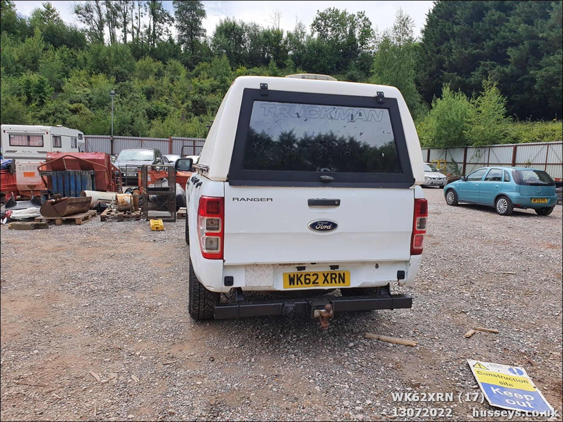 12/62 FORD RANGER XL 4X4 TDCI - 2198cc 5dr 4x4 (White, 106k) - Image 17 of 34