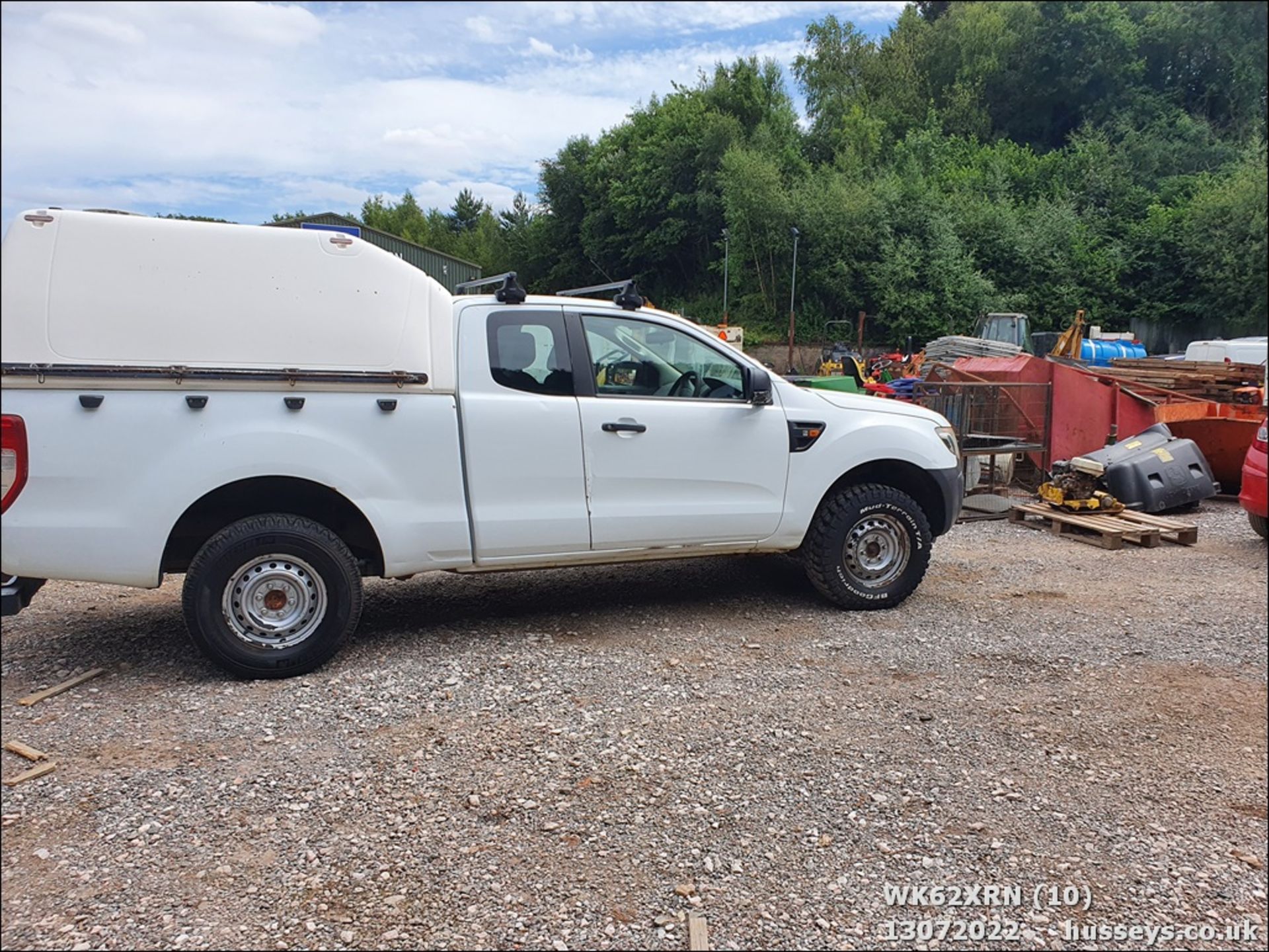 12/62 FORD RANGER XL 4X4 TDCI - 2198cc 5dr 4x4 (White, 106k) - Image 10 of 34