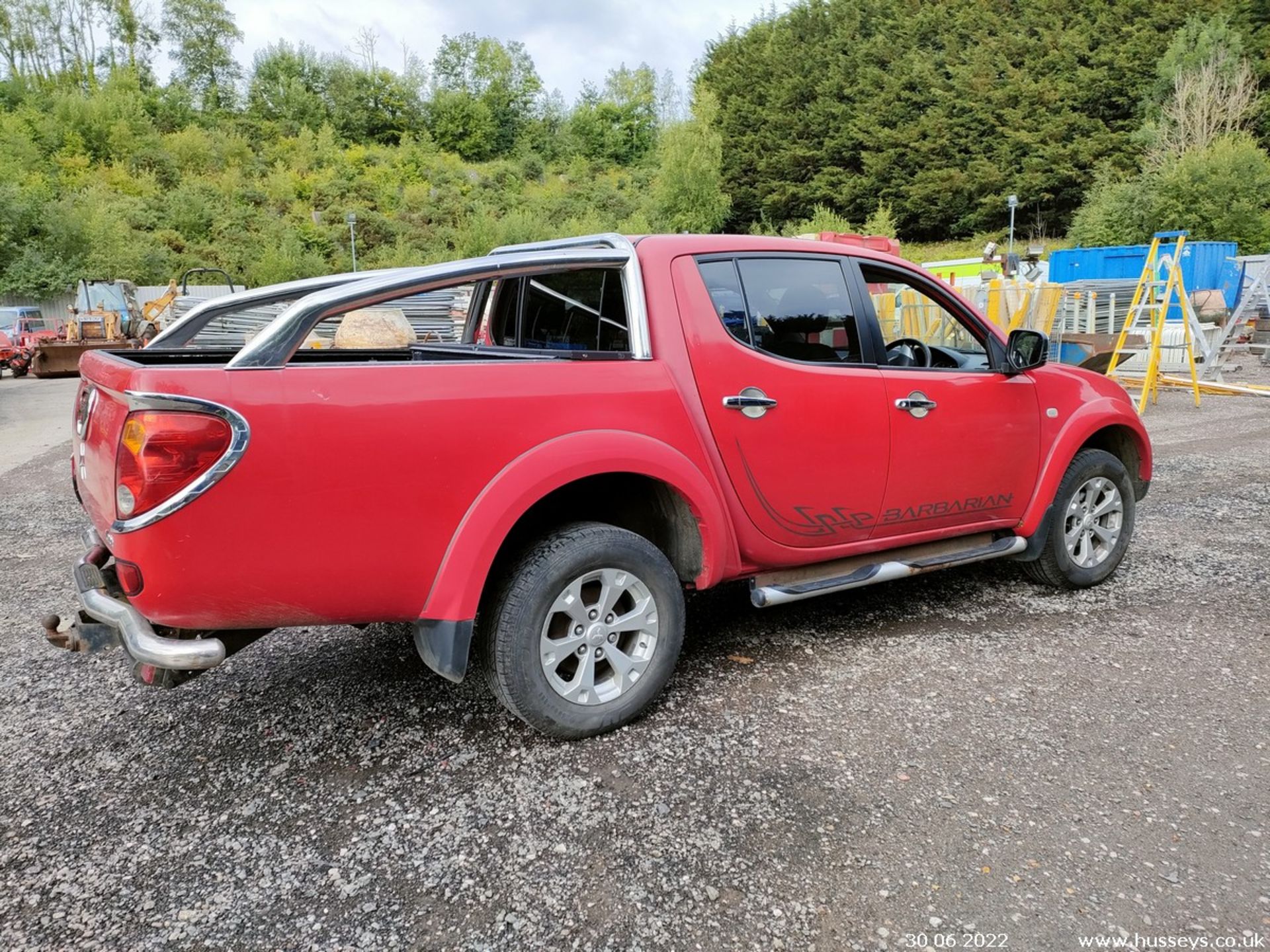 11/11 MITSUBISHI L200 BARB LB DCB DI-D 4X4 - 2477cc 4dr Pickup (Red) - Image 15 of 23