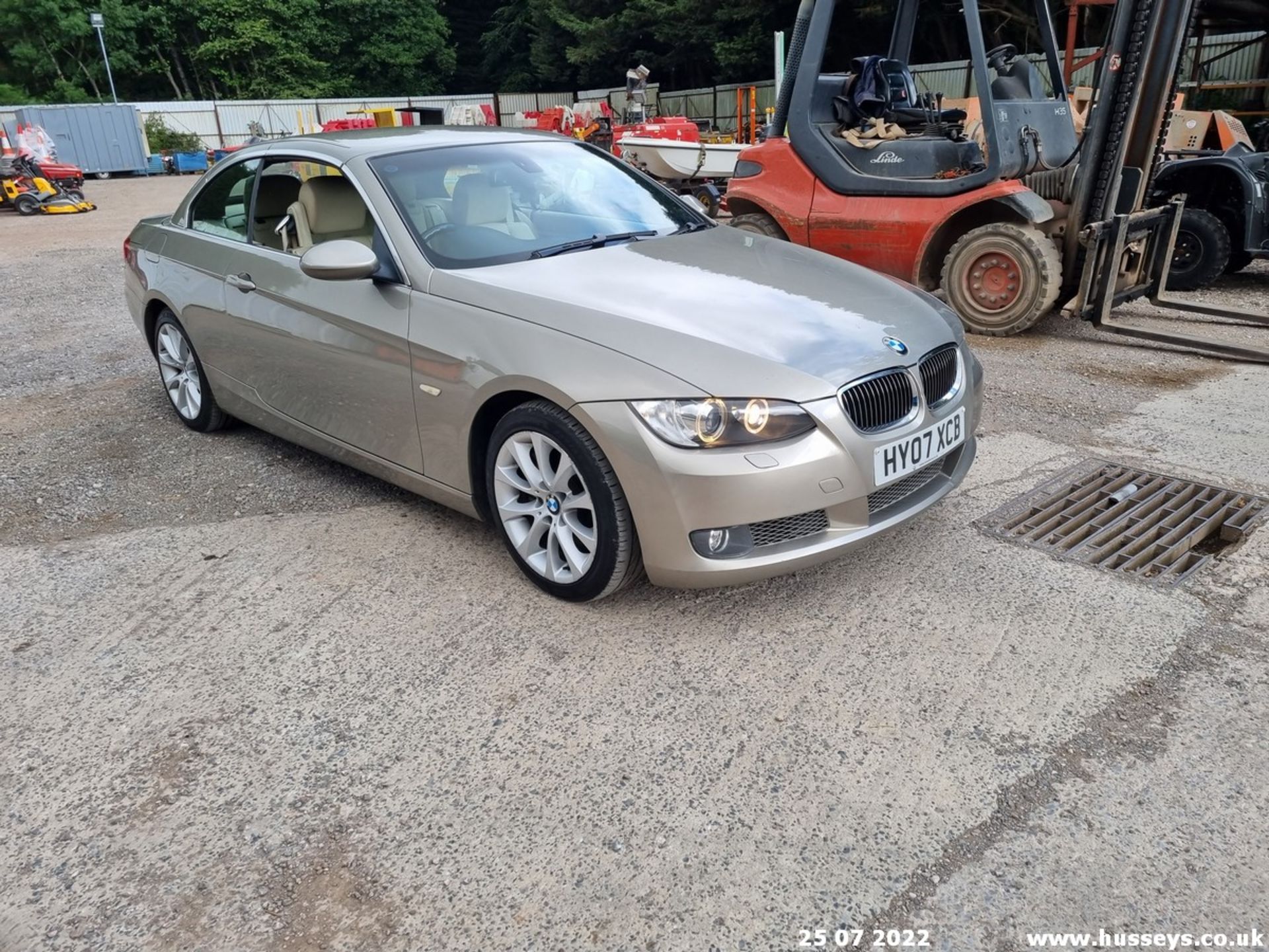 07/07 BMW 335I SE AUTO - 2979cc 2dr Convertible (Bronze, 95k) - Image 10 of 24