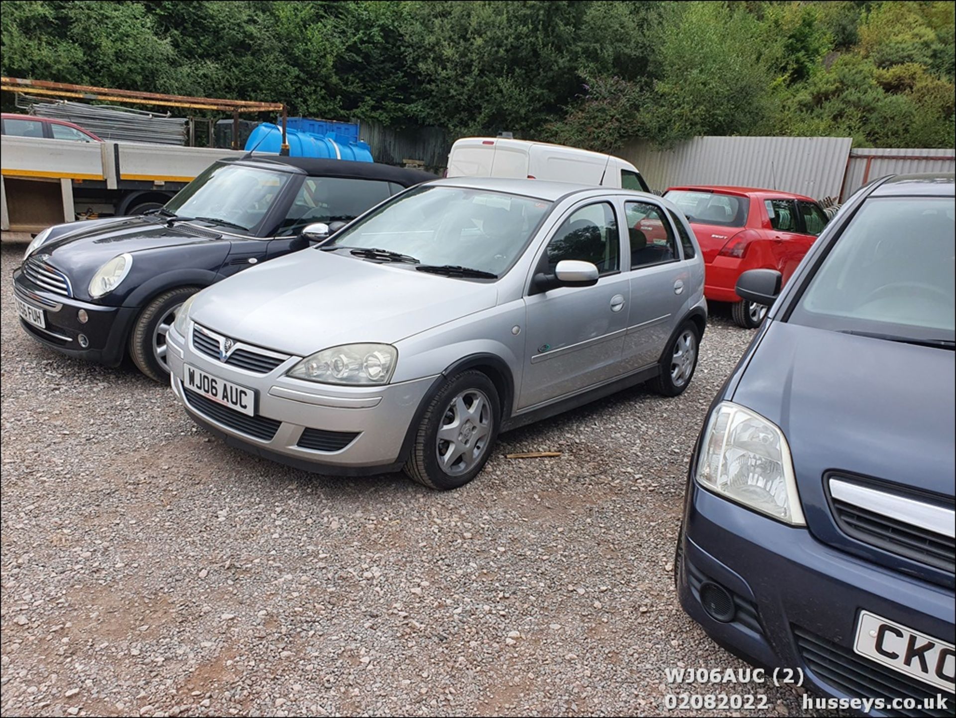 06/06 VAUXHALL CORSA ACTIVE CDTI - 1248cc 5dr Hatchback (Silver, 109k) - Image 3 of 27