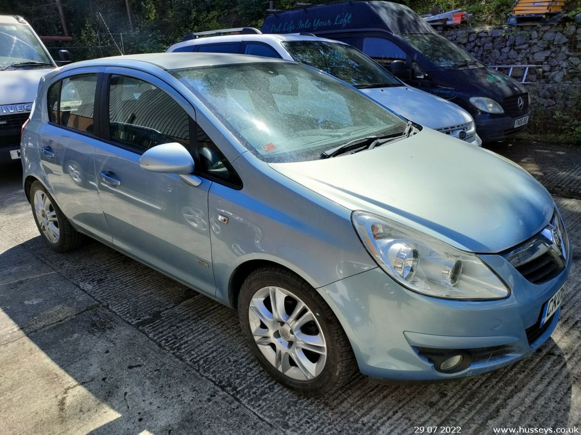 08/08 VAUXHALL CORSA DESIGN - 1229cc 5dr Hatchback (Blue) - Image 15 of 23