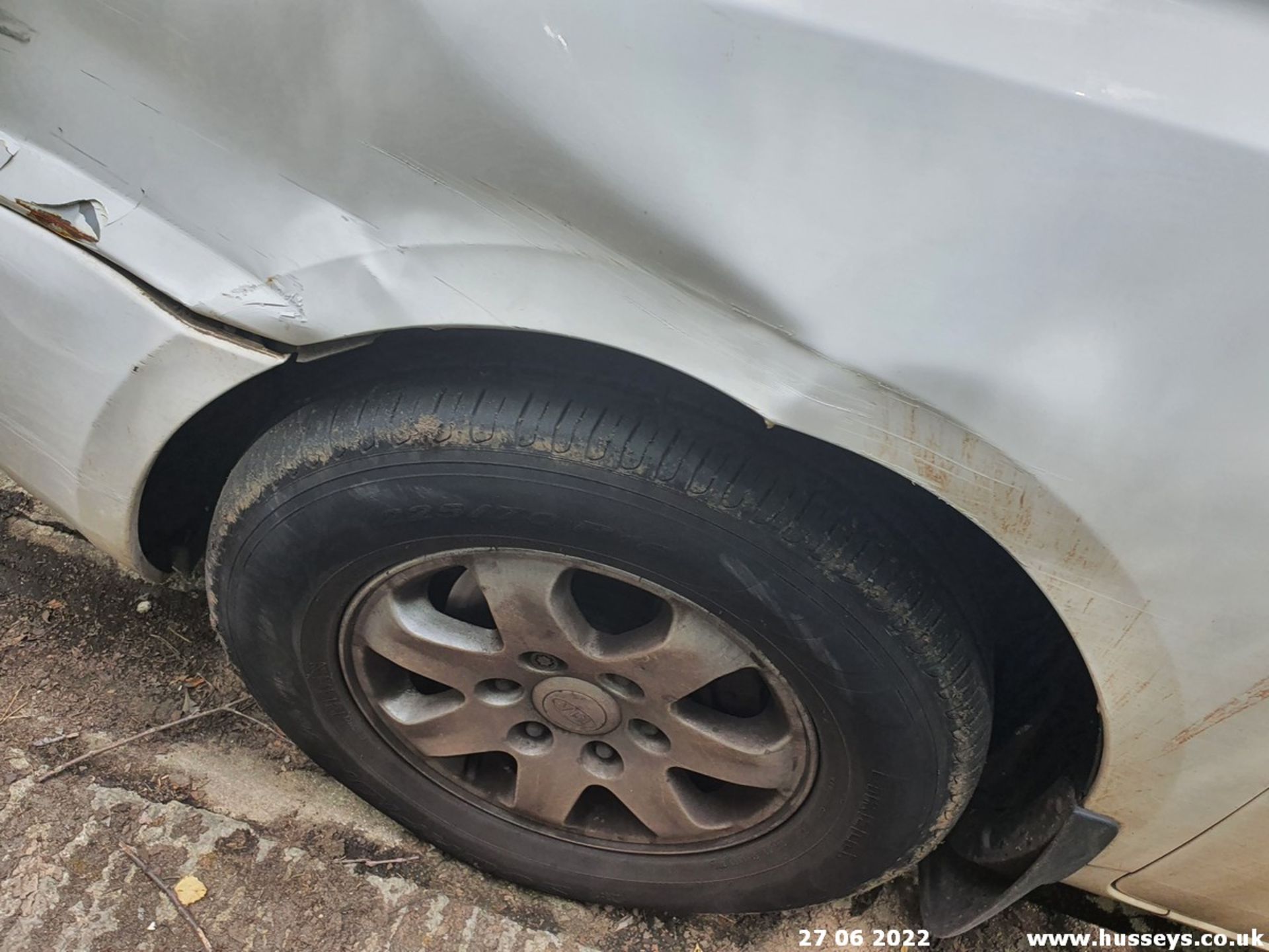 09/09 KIA SEDONA LS - 2902cc 5dr MPV (White) - Image 27 of 27