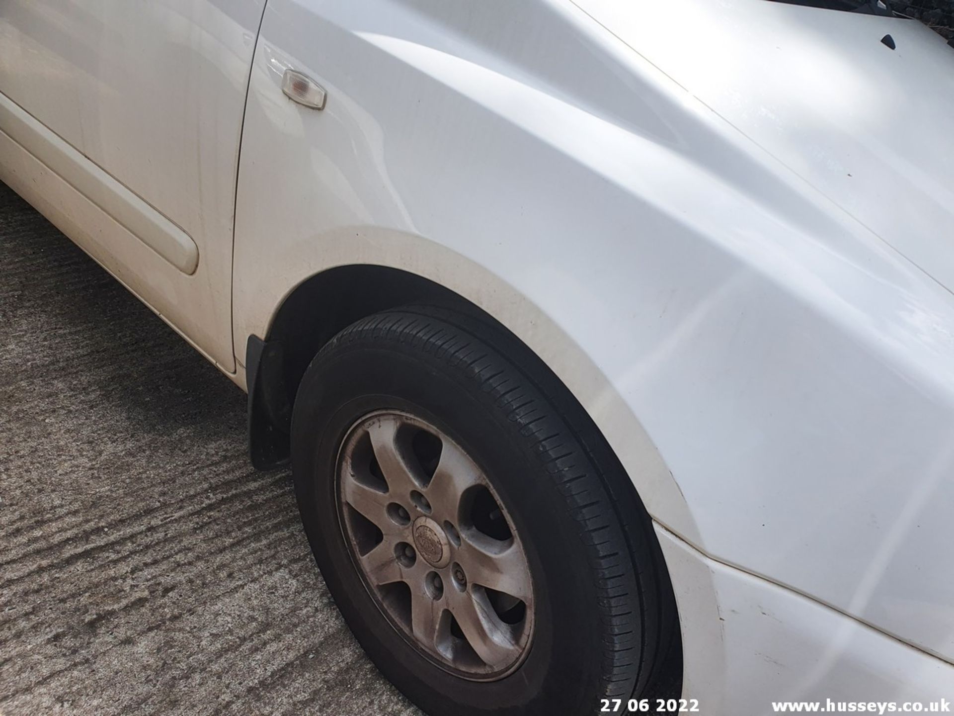 09/09 KIA SEDONA LS - 2902cc 5dr MPV (White) - Image 22 of 27