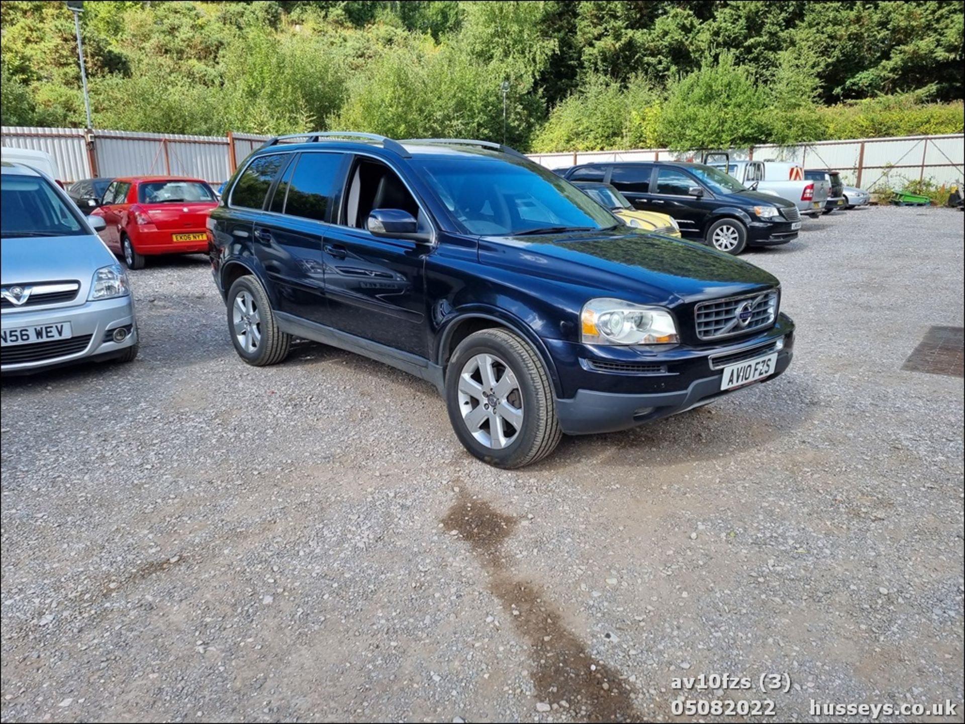 10/10 VOLVO XC90 ACTIVE AWD D5 - 2401cc 5dr Estate (Blue, 100k) - Image 3 of 31