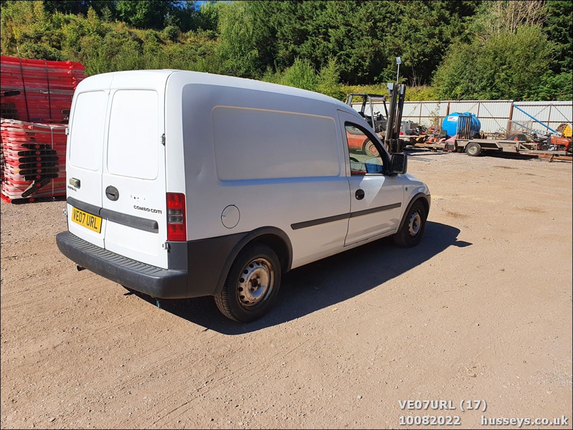 07/07 VAUXHALL COMBO 1700 CDTI - 1248cc 5dr Van (White) - Image 17 of 20