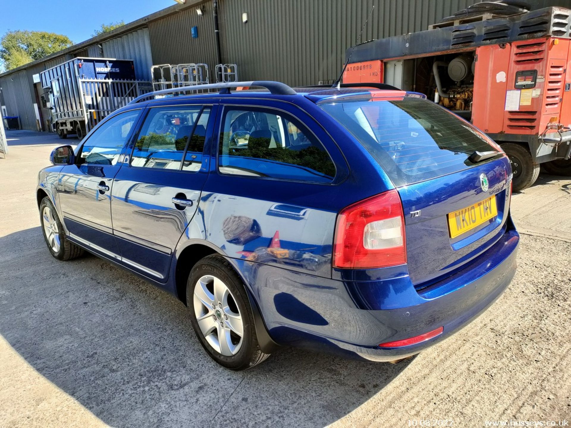 10/10 SKODA OCTAVIA ELEGANCE TDI CR - 1598cc 5dr Estate (Blue, 130k) - Image 4 of 21