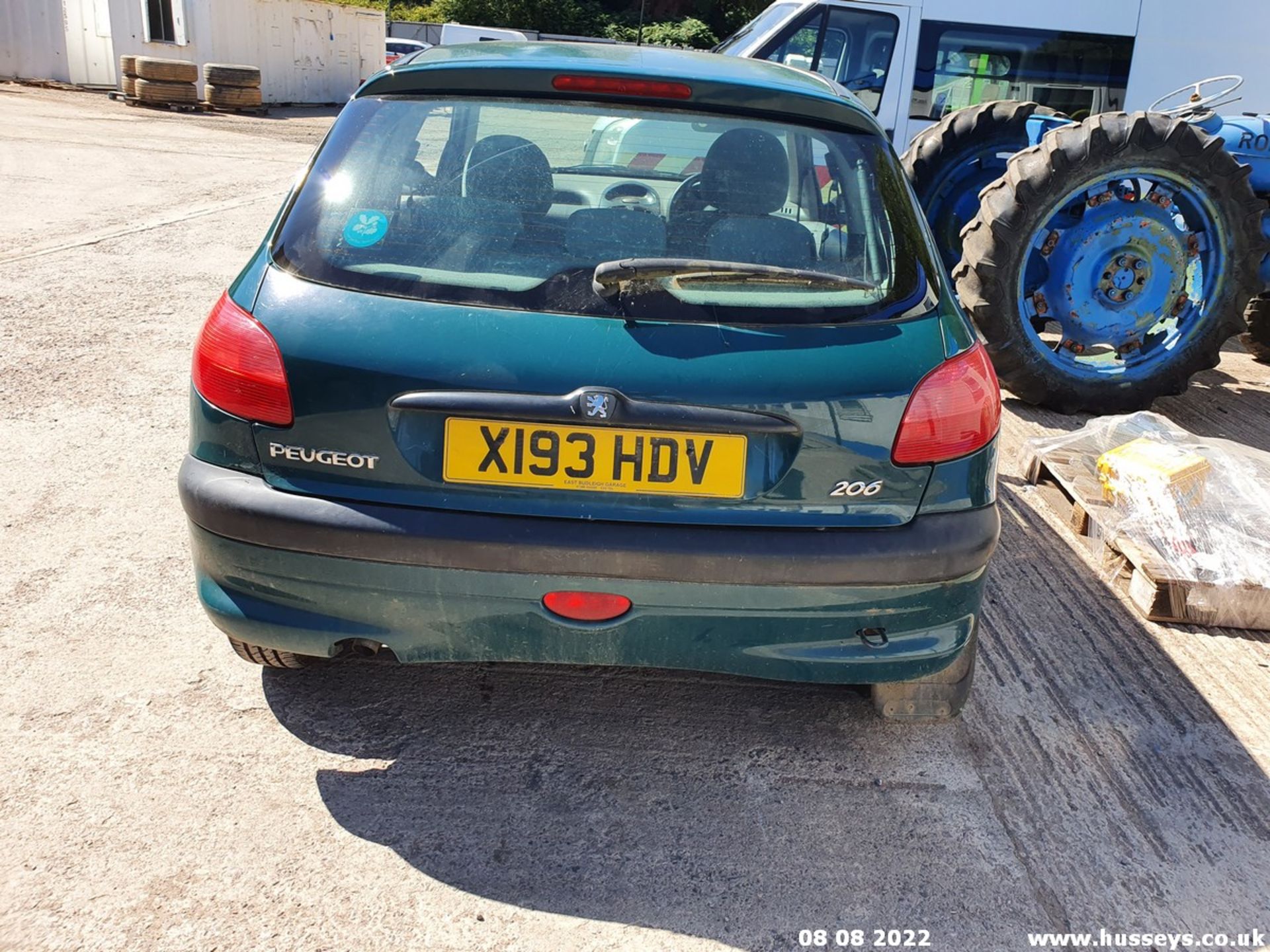 2001 PEUGEOT 206 LX AUTO - 1360cc 3dr Hatchback (Green) - Image 8 of 22