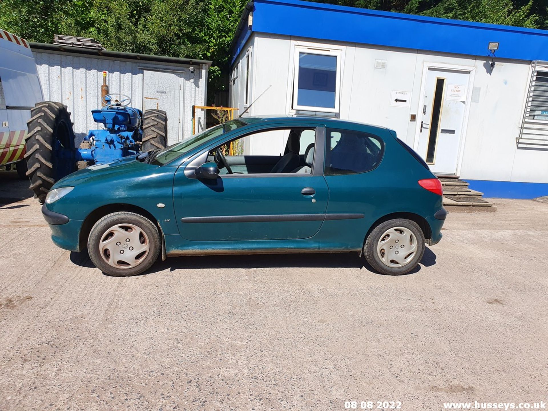 2001 PEUGEOT 206 LX AUTO - 1360cc 3dr Hatchback (Green) - Image 14 of 22