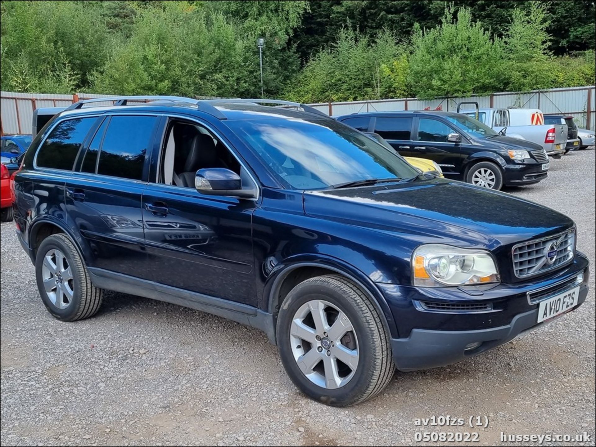 10/10 VOLVO XC90 ACTIVE AWD D5 - 2401cc 5dr Estate (Blue, 100k)