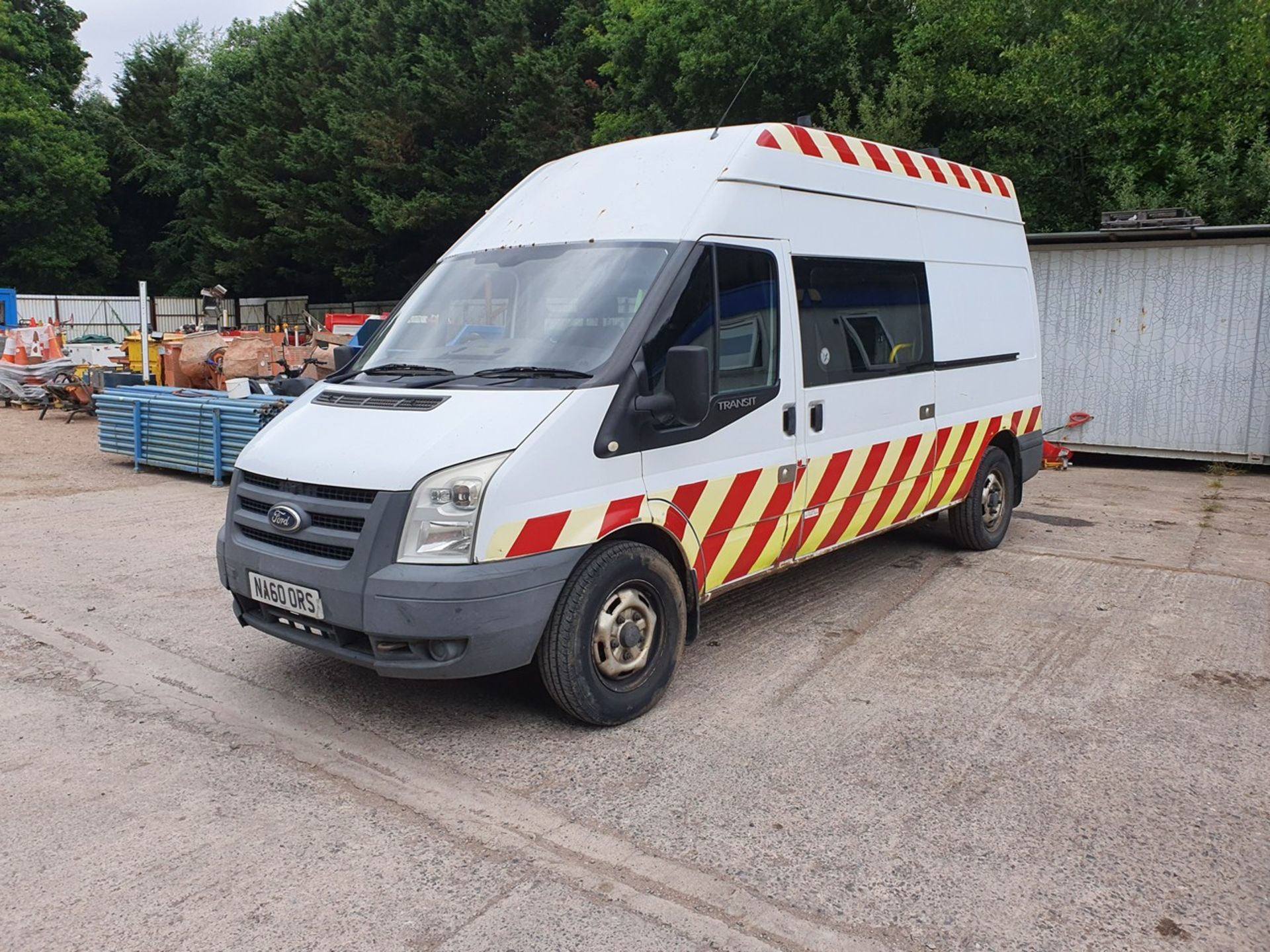 10/60 FORD TRANSIT 100 T350L RWD - 2402cc Van (White, 162k) - Image 12 of 27