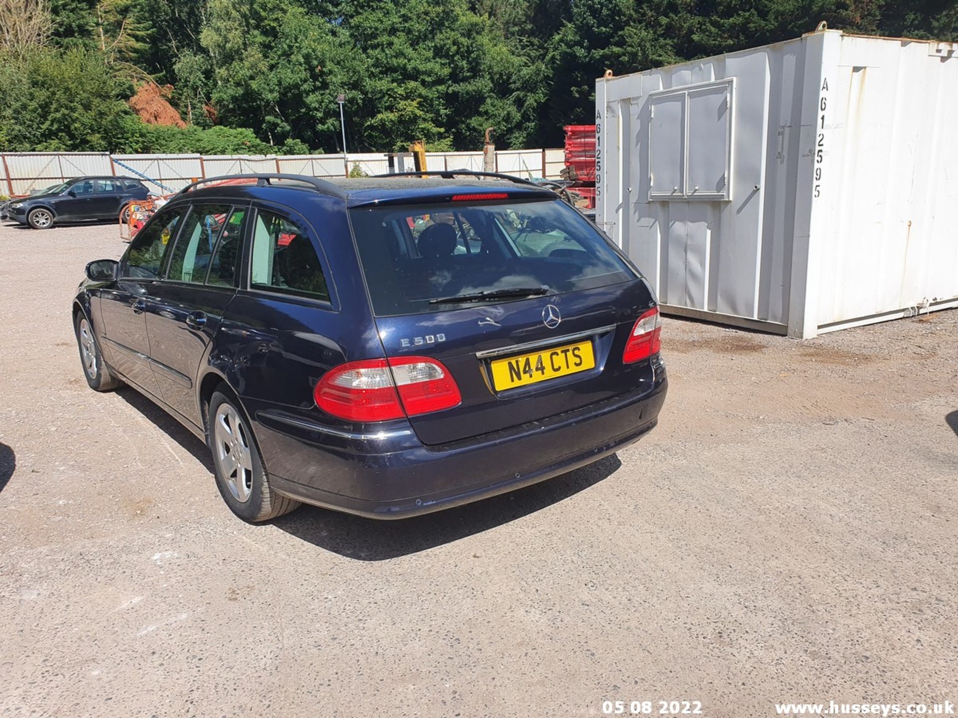 2005 MERCEDES E500 ELEGANCE AUTO - 4966cc 5dr Estate (Blue) - Image 11 of 29