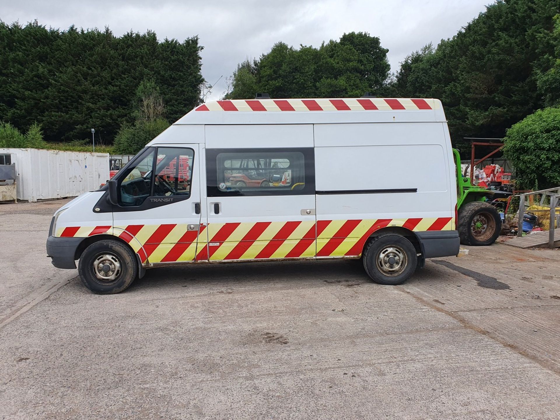 10/60 FORD TRANSIT 100 T350L RWD - 2402cc Van (White, 162k) - Image 15 of 27