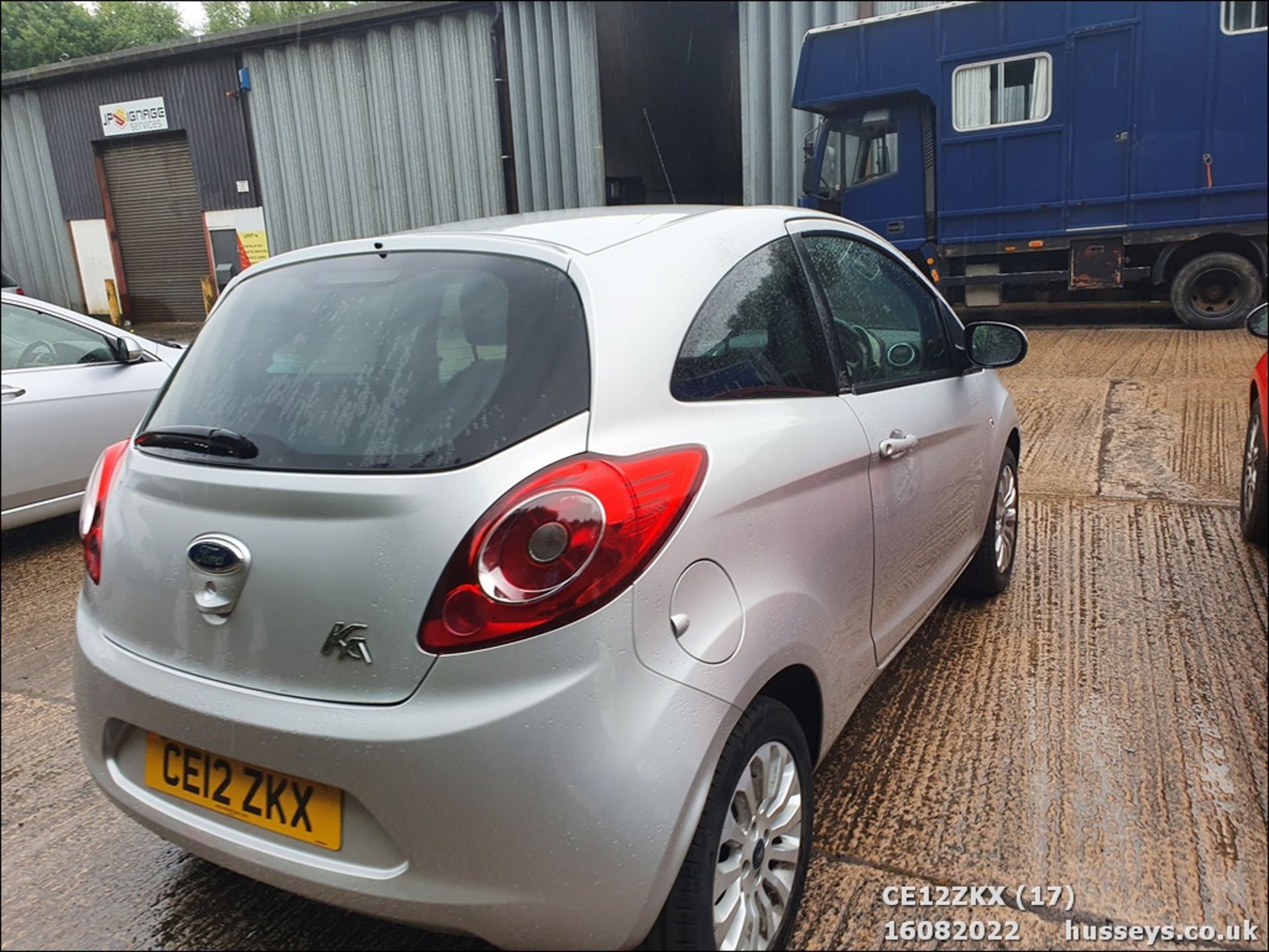 12/12 FORD KA ZETEC - 1242cc 3dr Hatchback (Silver, 59k) - Image 17 of 36