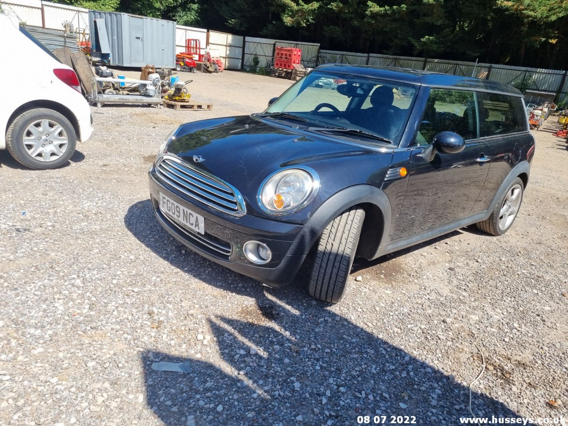 09/09 MINI COOPER CLUBMAN - 1598cc 5dr Estate (Black, 75k) - Image 16 of 34