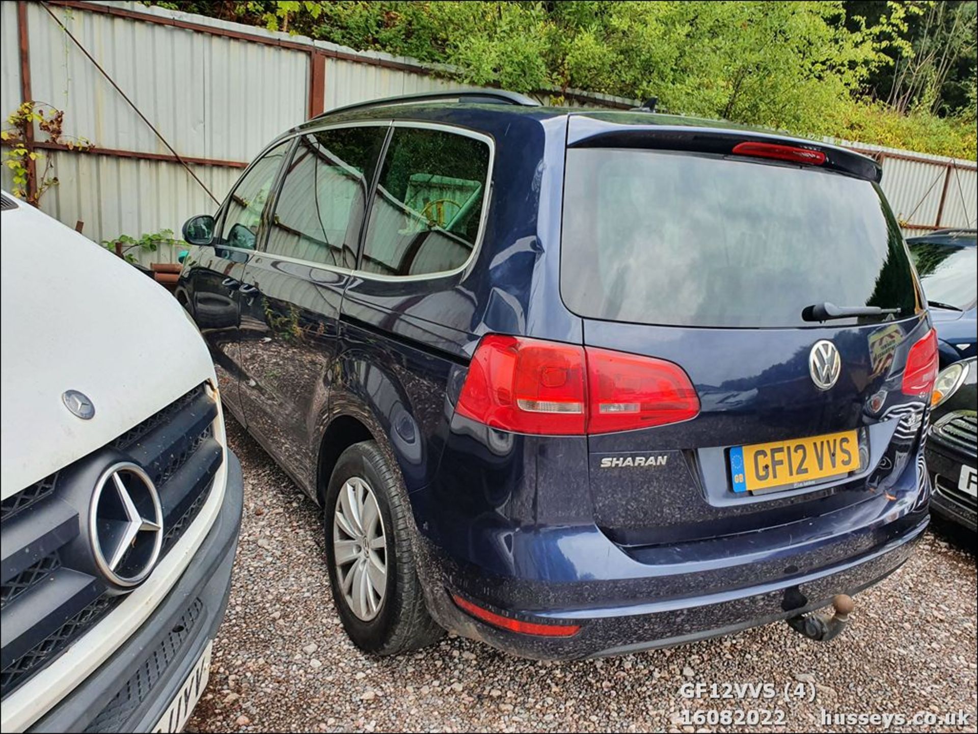 12/12 VOLKSWAGEN SHARAN SE BLUEMOTION TDI - 1968cc 5dr MPV (Blue) - Image 4 of 23