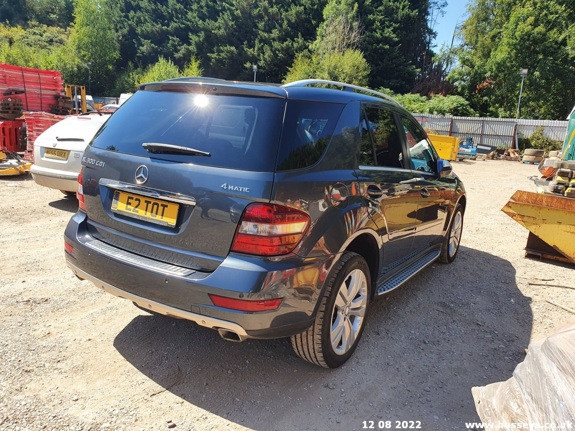 2010 MERCEDES-BENZ ML300 SPORT CDI BLUE-CY A - 2987cc 5dr Estate (Grey, 106k) - Image 12 of 38