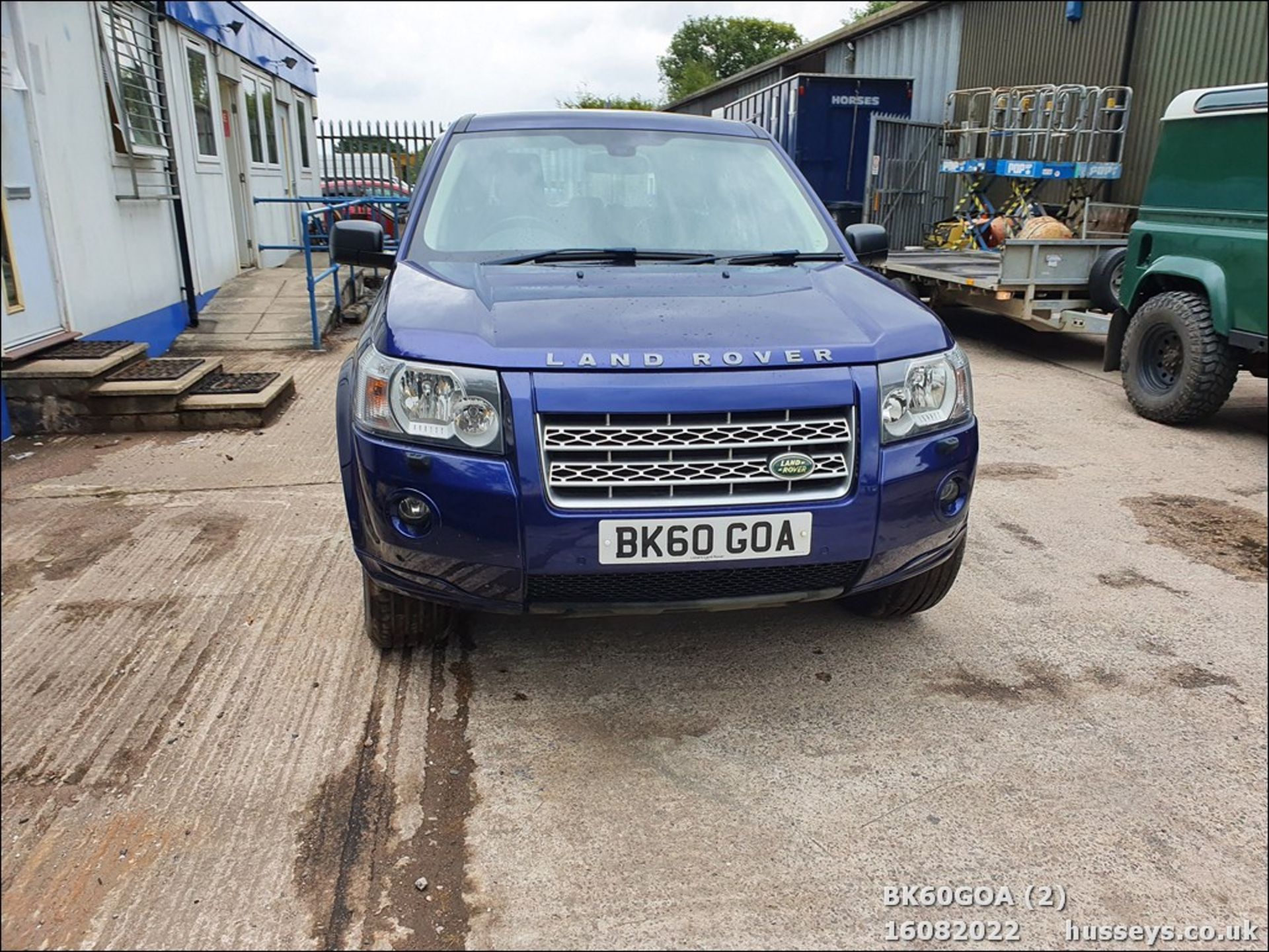 10/60 LAND ROVER FREELANDER HSE TD4 AUTO - 2179cc 5dr Estate (Blue, 118k) - Image 2 of 35