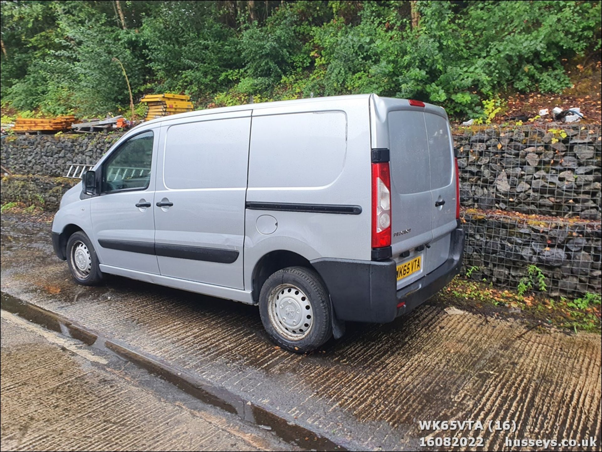 15/65 PEUGEOT EXPERT 1000 L1H1 PROF-NAL - 1997cc Van (Silver, 177k) - Image 16 of 20