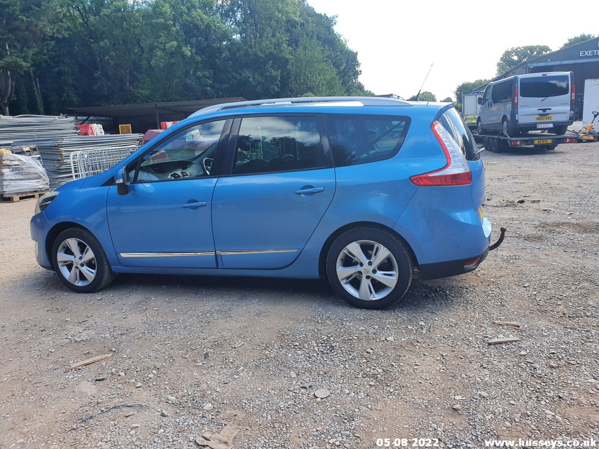 13/13 RENAULT G SCENIC D-QUE TT ENERGY - 1461cc 5dr MPV (Blue) - Image 18 of 43