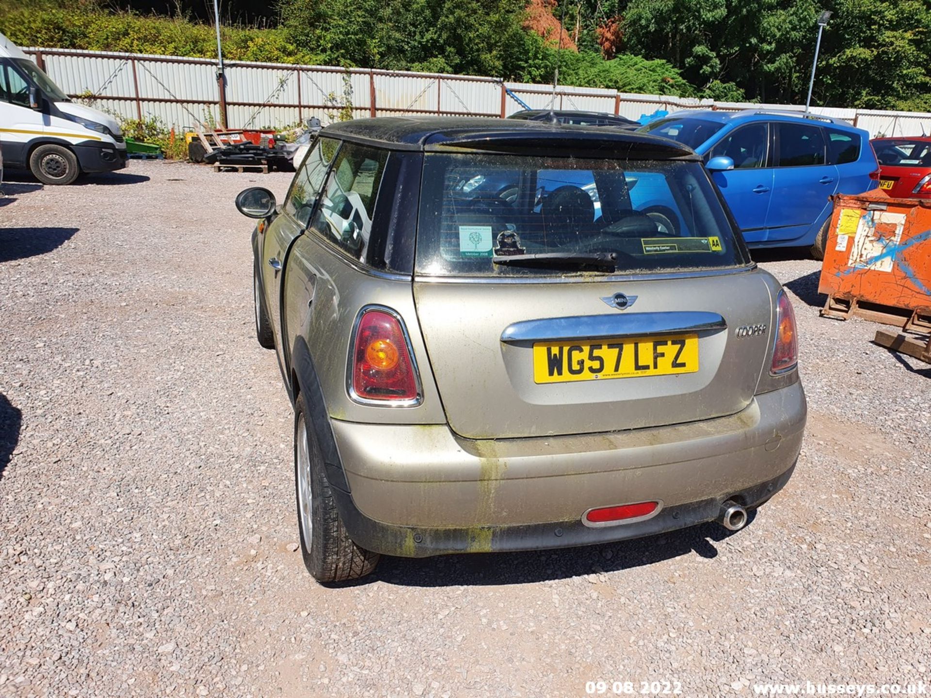 07/57 MINI COOPER - 1598cc 3dr Hatchback (Silver, 33k) - Image 18 of 55