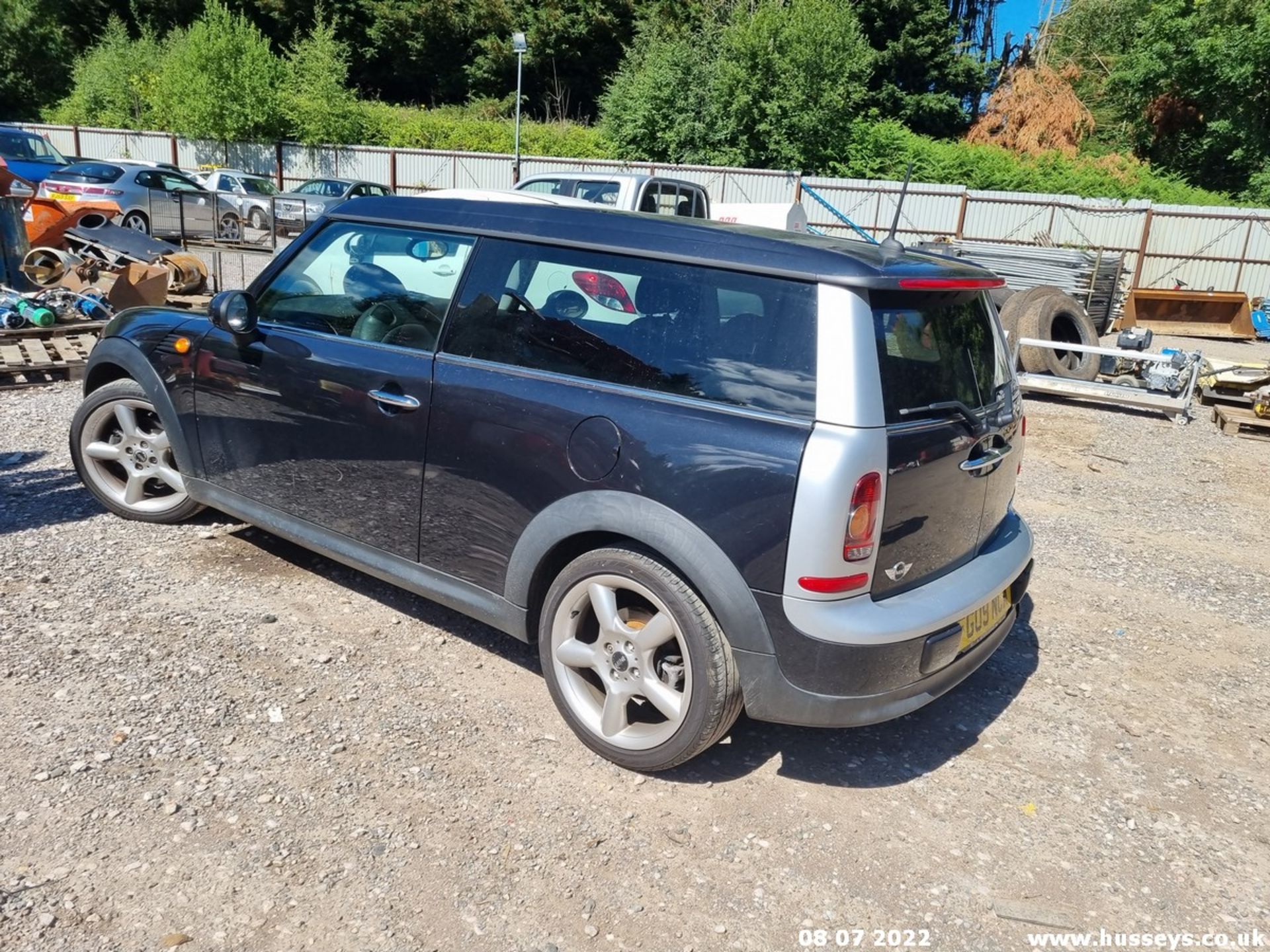 09/09 MINI COOPER CLUBMAN - 1598cc 5dr Estate (Black, 75k) - Image 14 of 34