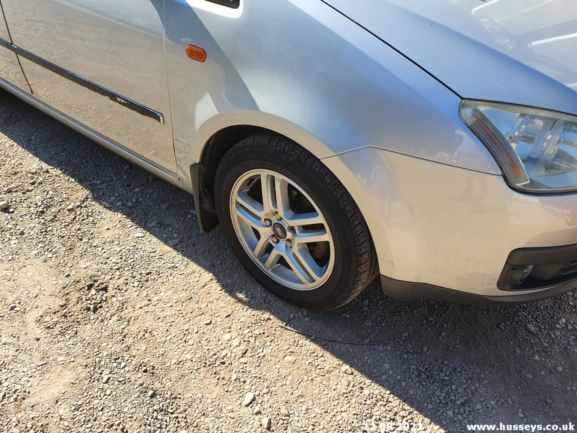 06/06 FORD FOCUS C-MAX ZETEC - 1596cc 5dr MPV (Silver, 102k) - Image 17 of 29