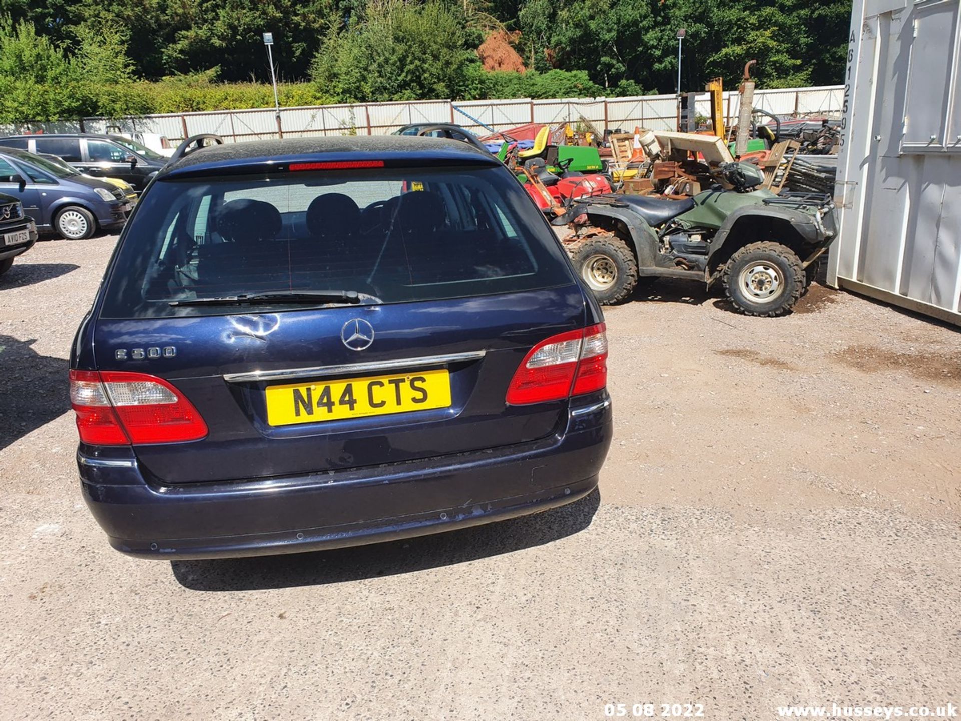 2005 MERCEDES E500 ELEGANCE AUTO - 4966cc 5dr Estate (Blue) - Image 13 of 29